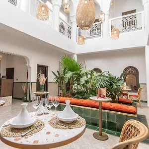 buradan rezervasyon yapın