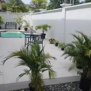 bnb-riverside-apartments.comcaribbean.com/