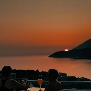 sunset-guesthouse.albaniahotels.org/